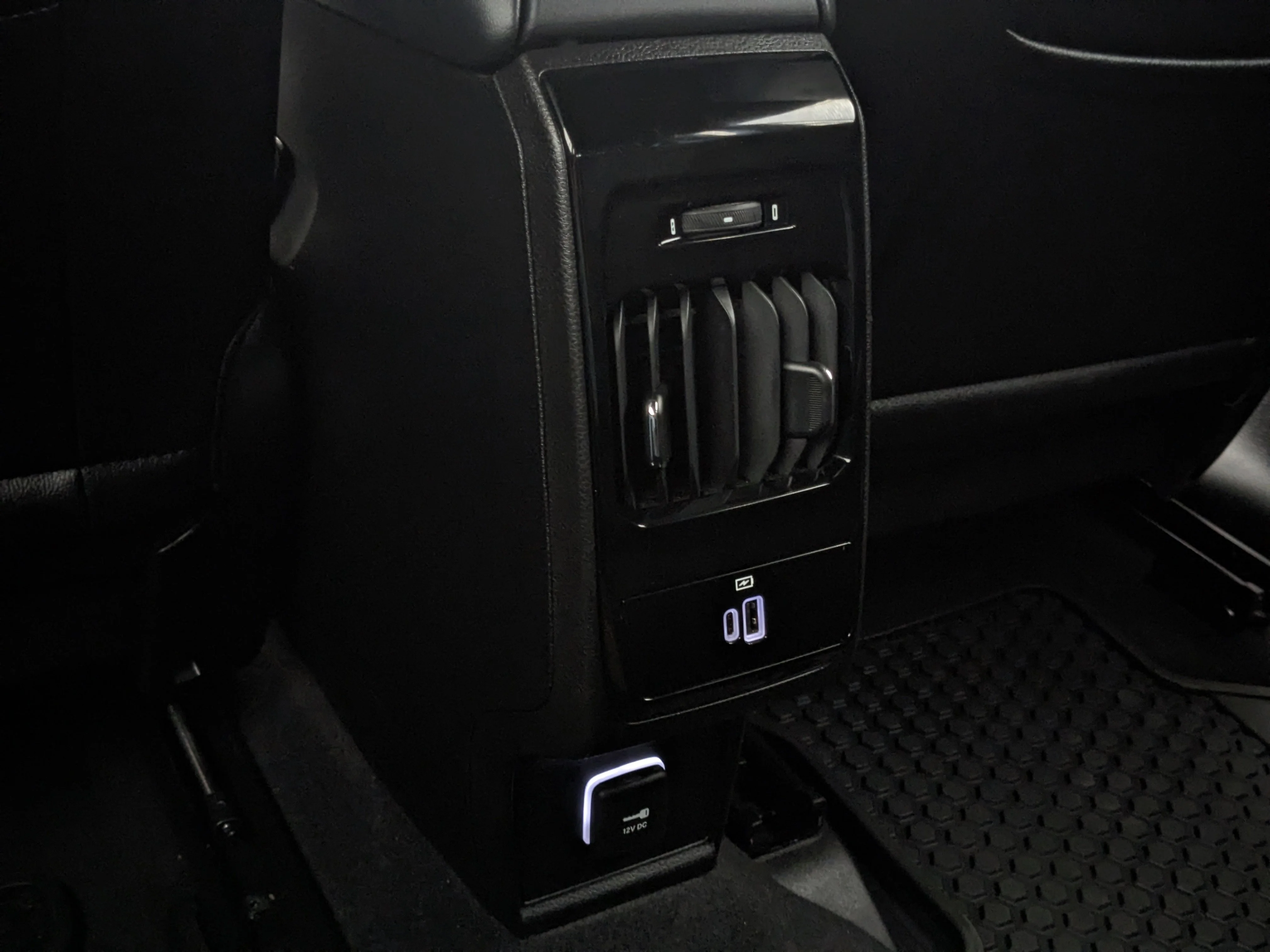 Used 2024 Black Jeep Trailhawk - Sun & Sound Group - Dual Pane Sunroof - Leather - NAV & More image 29