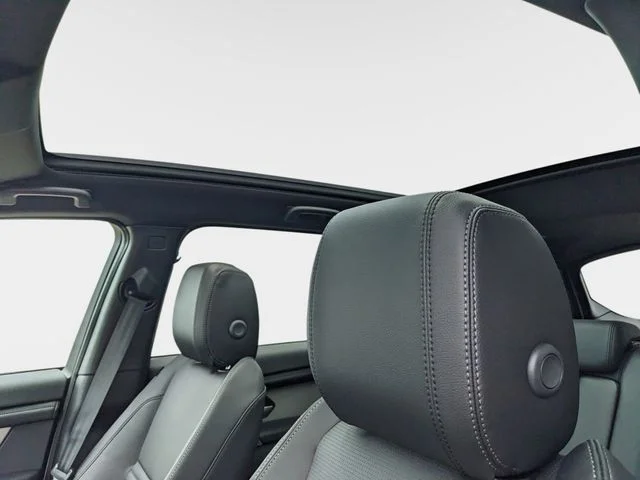 2025 Land Rover Discovery Sport Dynamic SE - Photo 6