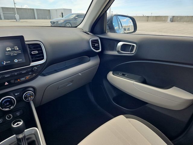 New 2025 Black Hyundai SEL image 9