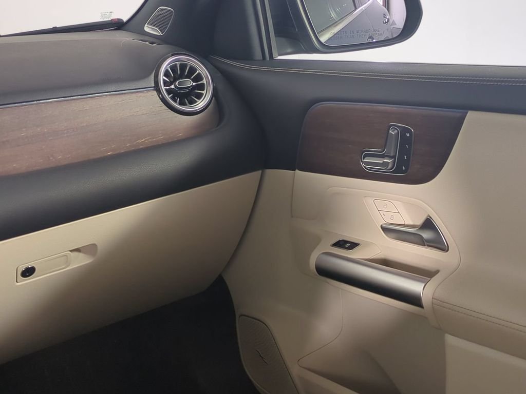 2023 Mercedes-Benz GLA Base - Photo 20