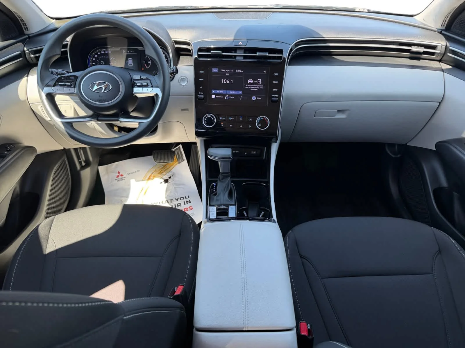 Used 2023 Phantom Black Hyundai SEL image 13
