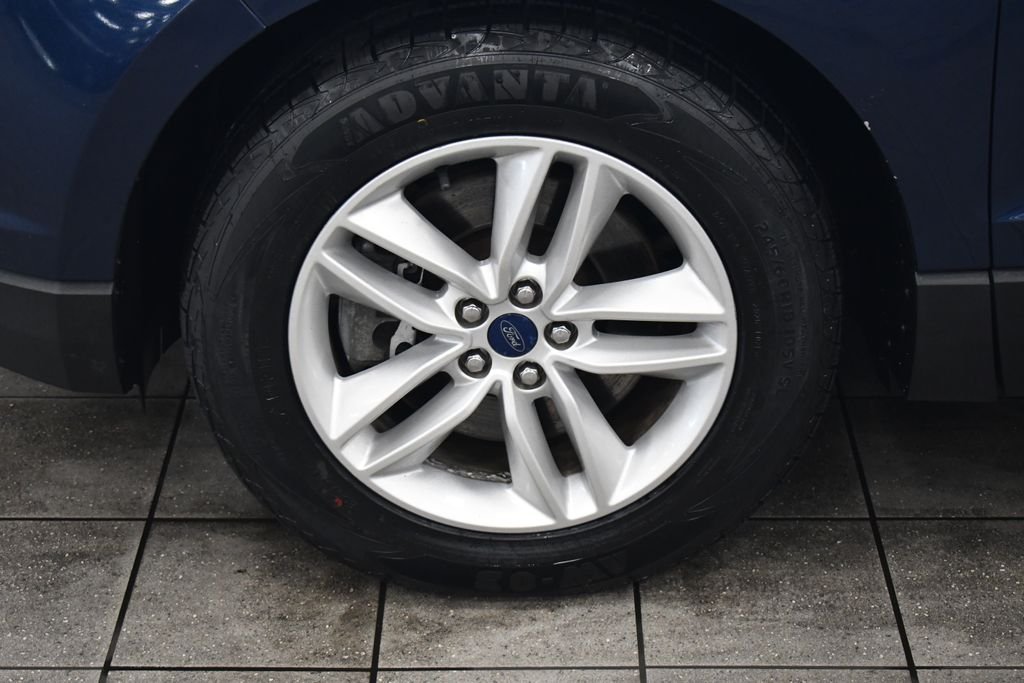 Used 2017 Blue Ford SEL image 12