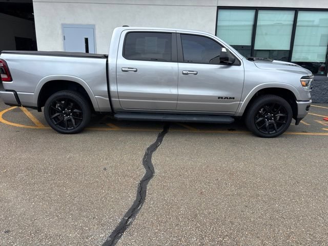 Used 2021 Billet Silver Metallic Clearcoat Ram Laramie image 4