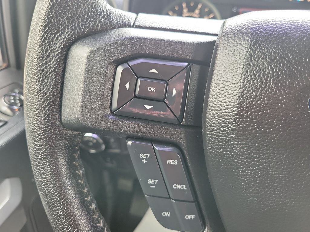 Used 2016 Gray Ford XLT image 21