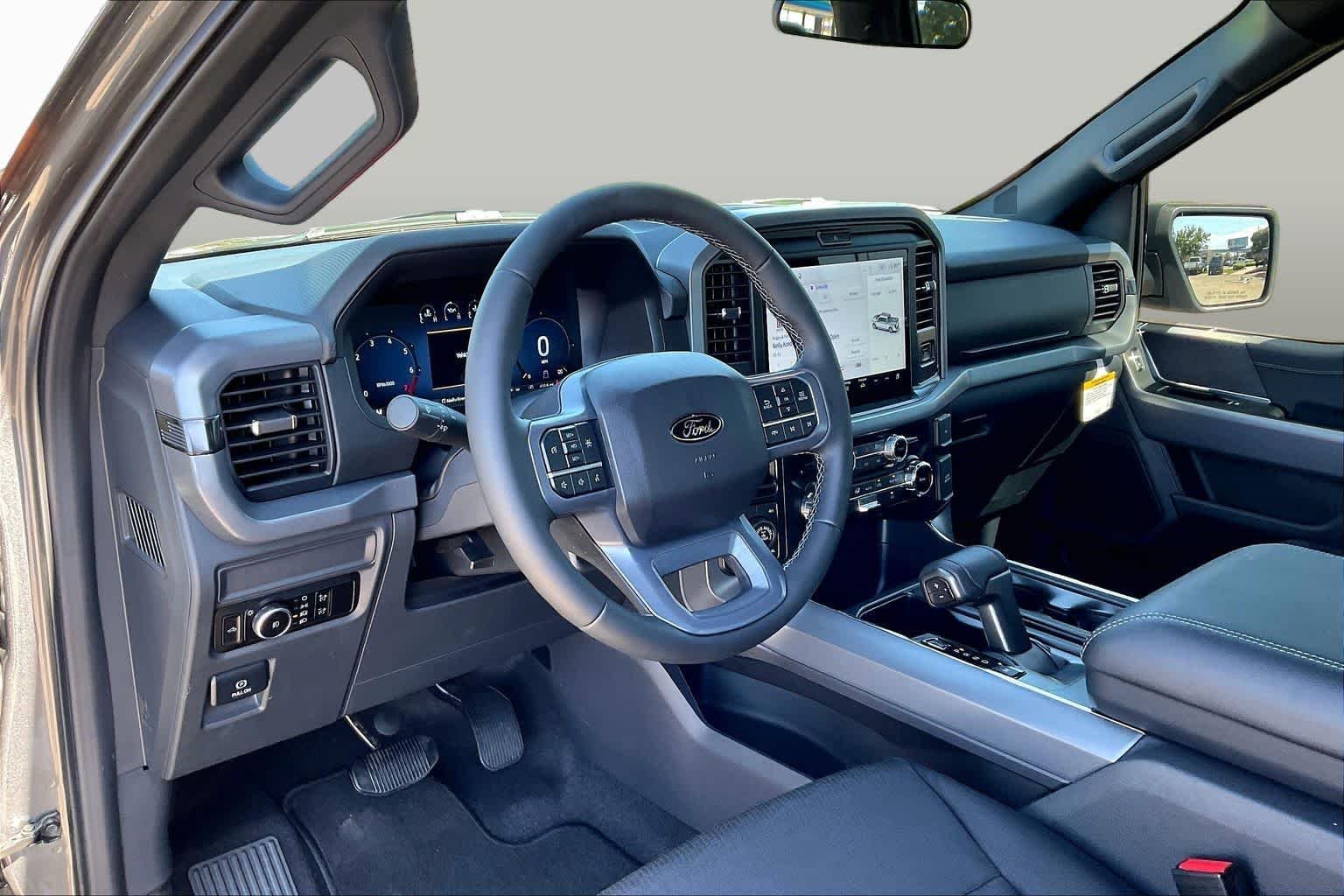 New 2026 Carbonized Gray Metallic Ford XLT image 8