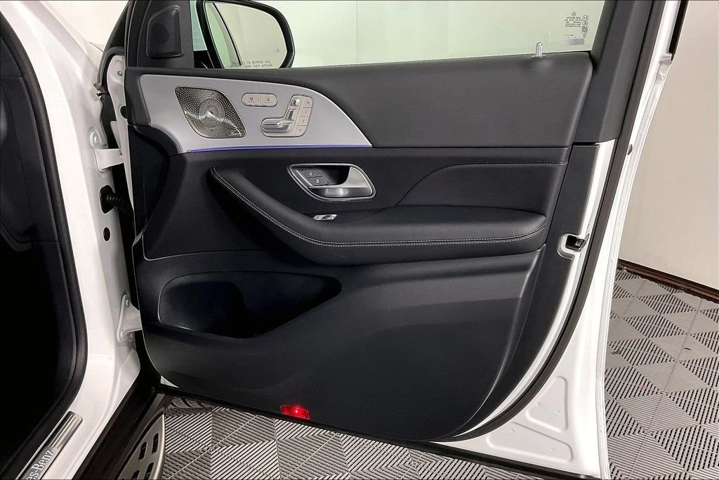 Certified Used 2025 White Mercedes-Benz GLS 450 image 16