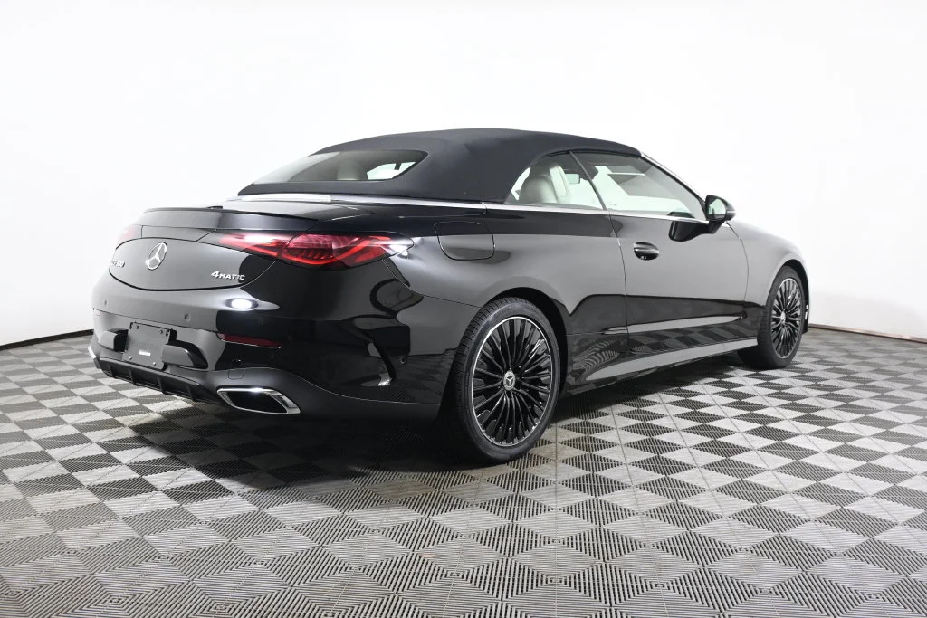 New 2027 Black Mercedes-Benz CLE 300 image 8