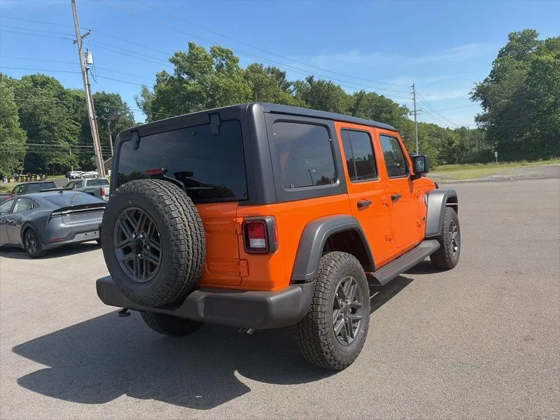 New 2026 Joose Exterior Paint Jeep Sport S image 3