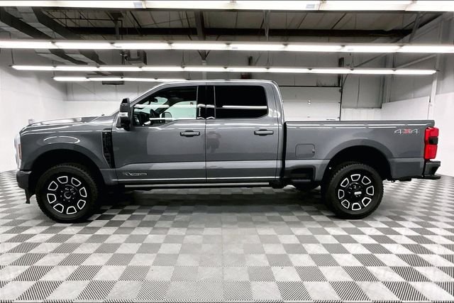 2026 Ford F-250 Super Duty Platinum - Photo 15