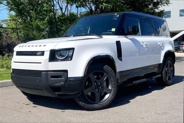 2026 Land Rover Defender 110 X-Dynamic SE