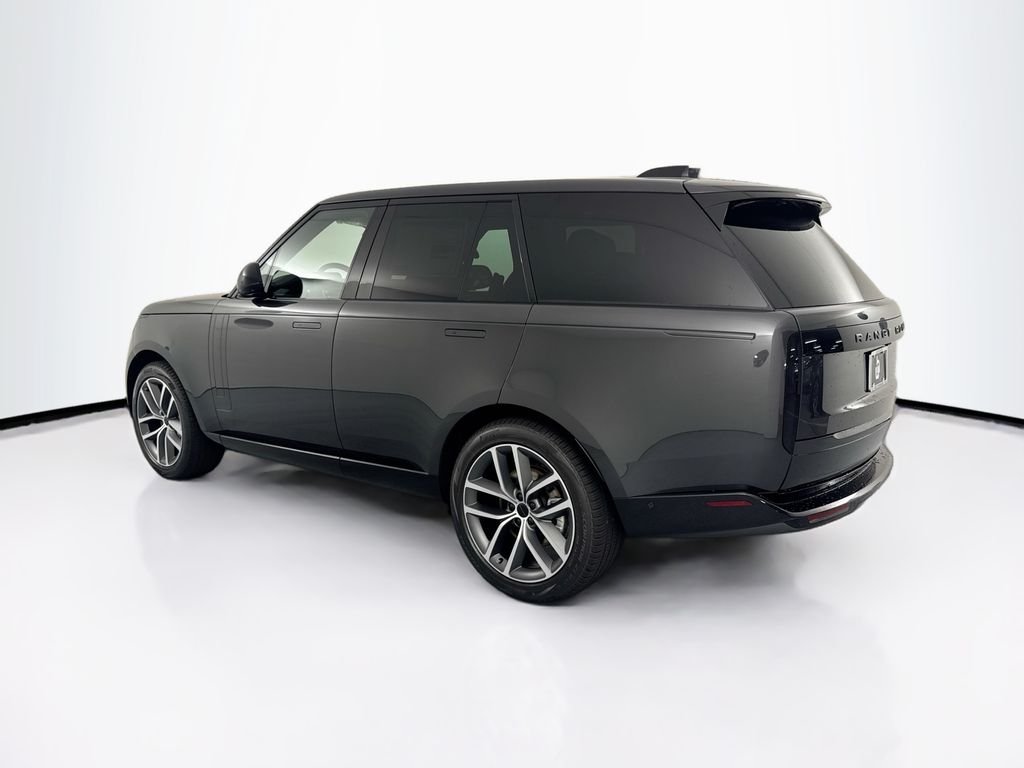 New 2026 Carpathian Grey Land Rover SE image 7