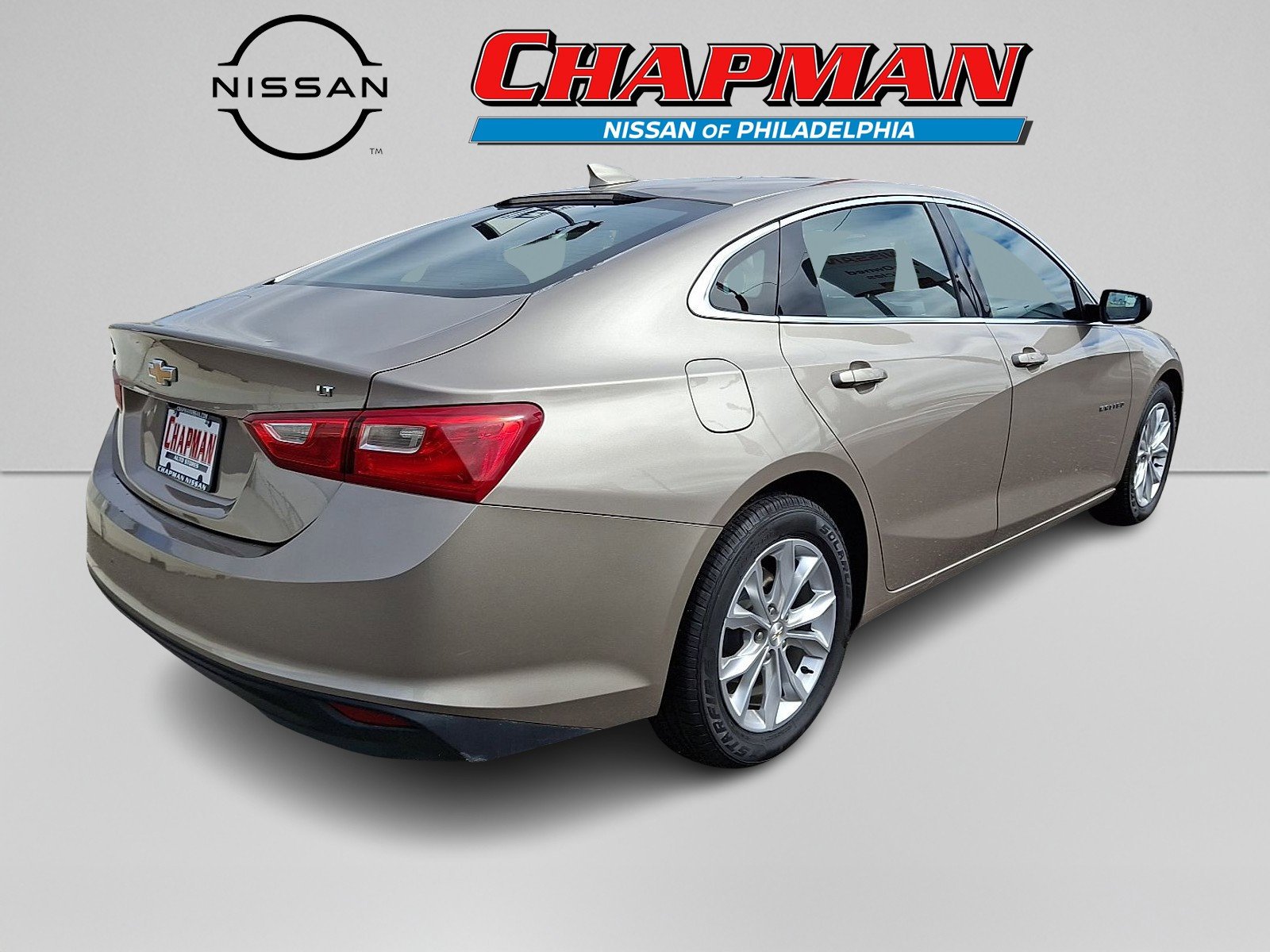 2023 Chevrolet Malibu 1LT photo 2