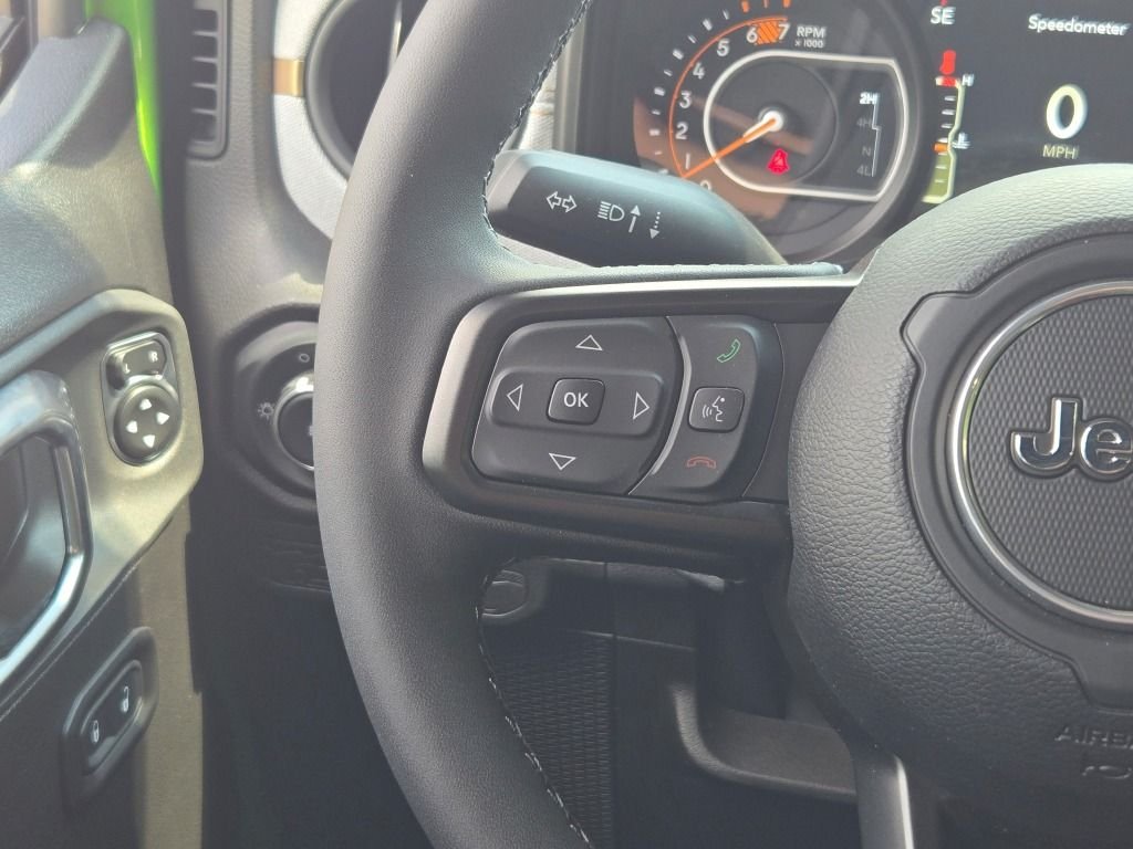 New 2025 Mojito Clearcoat Jeep Sport S image 32