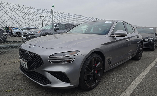 2023 Genesis G70