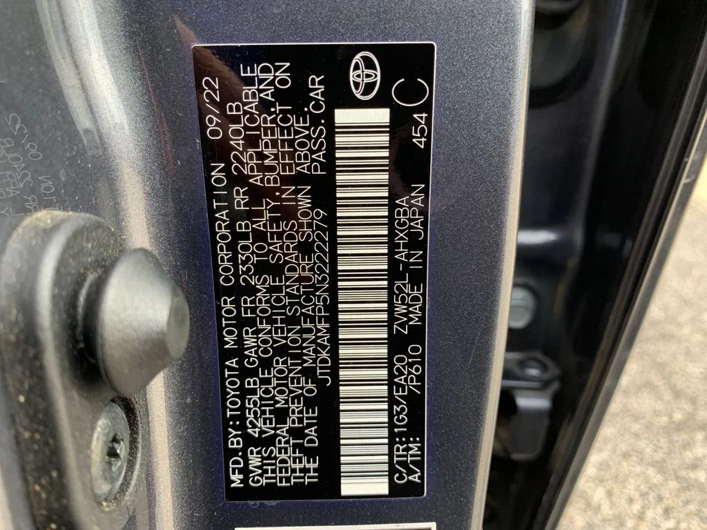 Used 2022 Gray Toyota XLE image 41