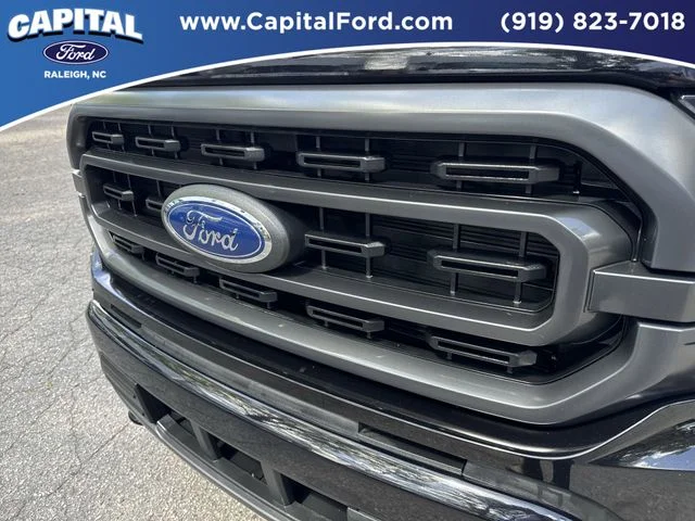 Used 2023 Black Ford XLT image 10