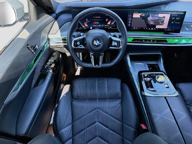 2024 BMW 7 Series 760i - Photo 17