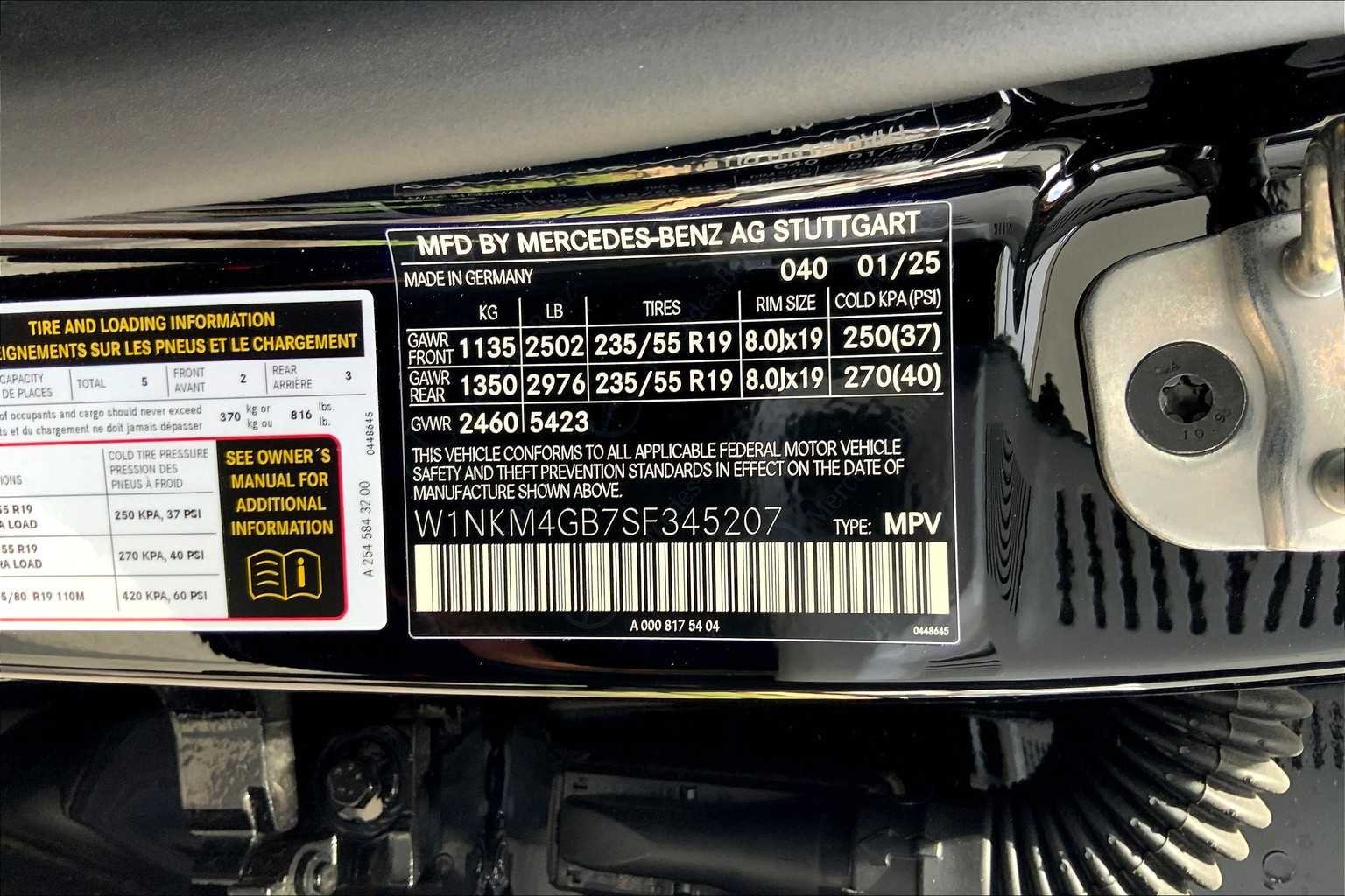 2025 Mercedes-Benz GLC Base - Photo 16