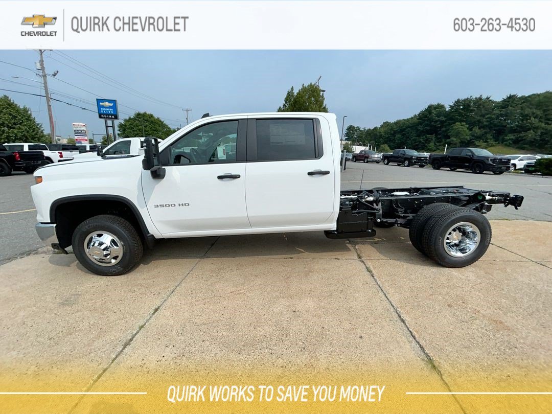 New 2026 Summit White Chevrolet Work Truck image 6