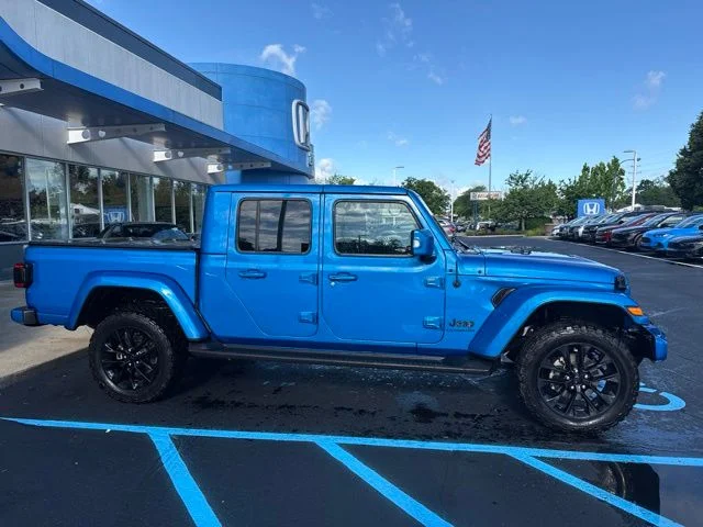 Used 2022 Hydro Blue Pearlcoat Jeep High Altitude image 4