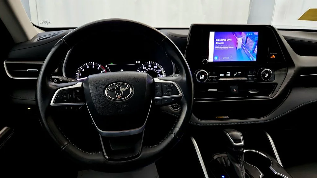 Used 2023 Silver Toyota XLE image 29