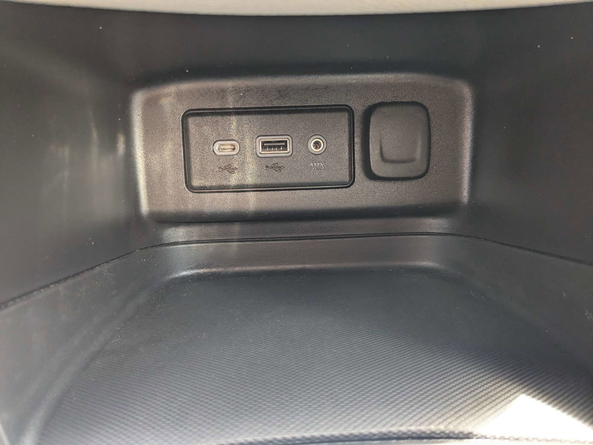 Used 2024 Mosaic Black Metallic Chevrolet LT image 26