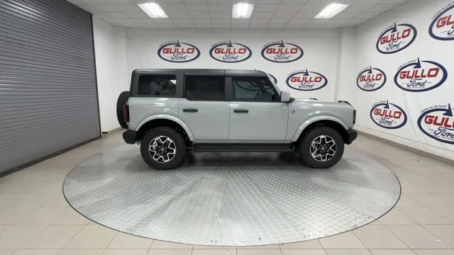 New 2026 Avalanche Gray Ford Outer Banks image 10