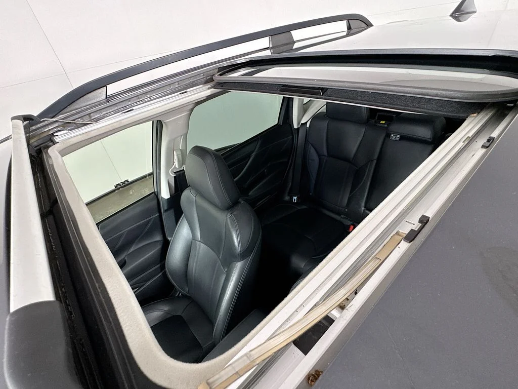 Used 2020 Gray Subaru Limited image 26