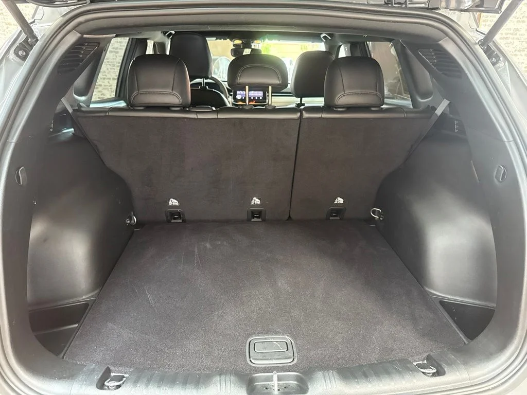 Used 2023 Gray Jeep Limited image 12