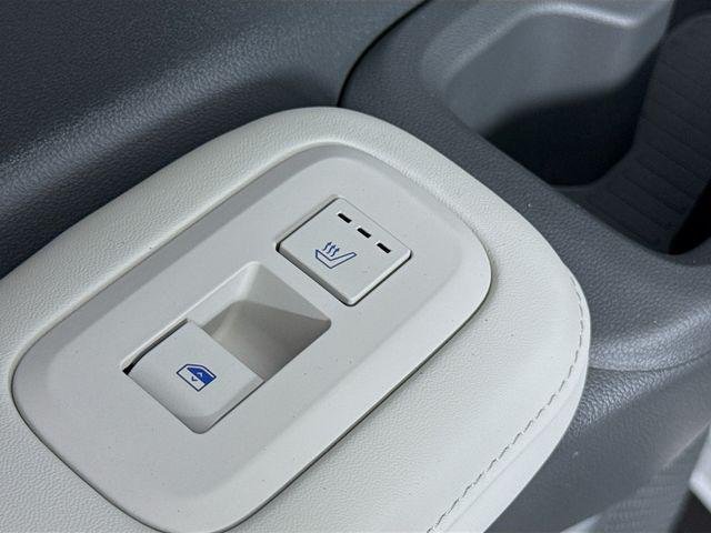 New 2026 White Hyundai Calligraphy FWD image 41