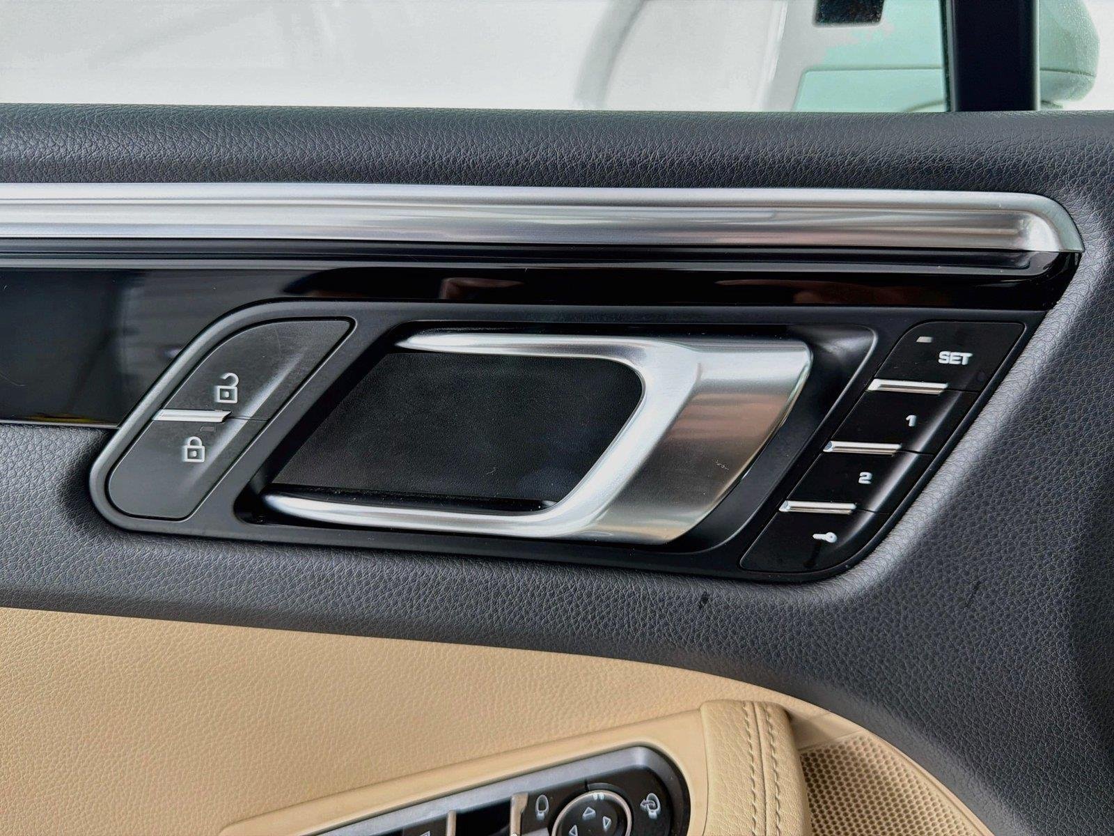 Used 2023 White Porsche  image 8