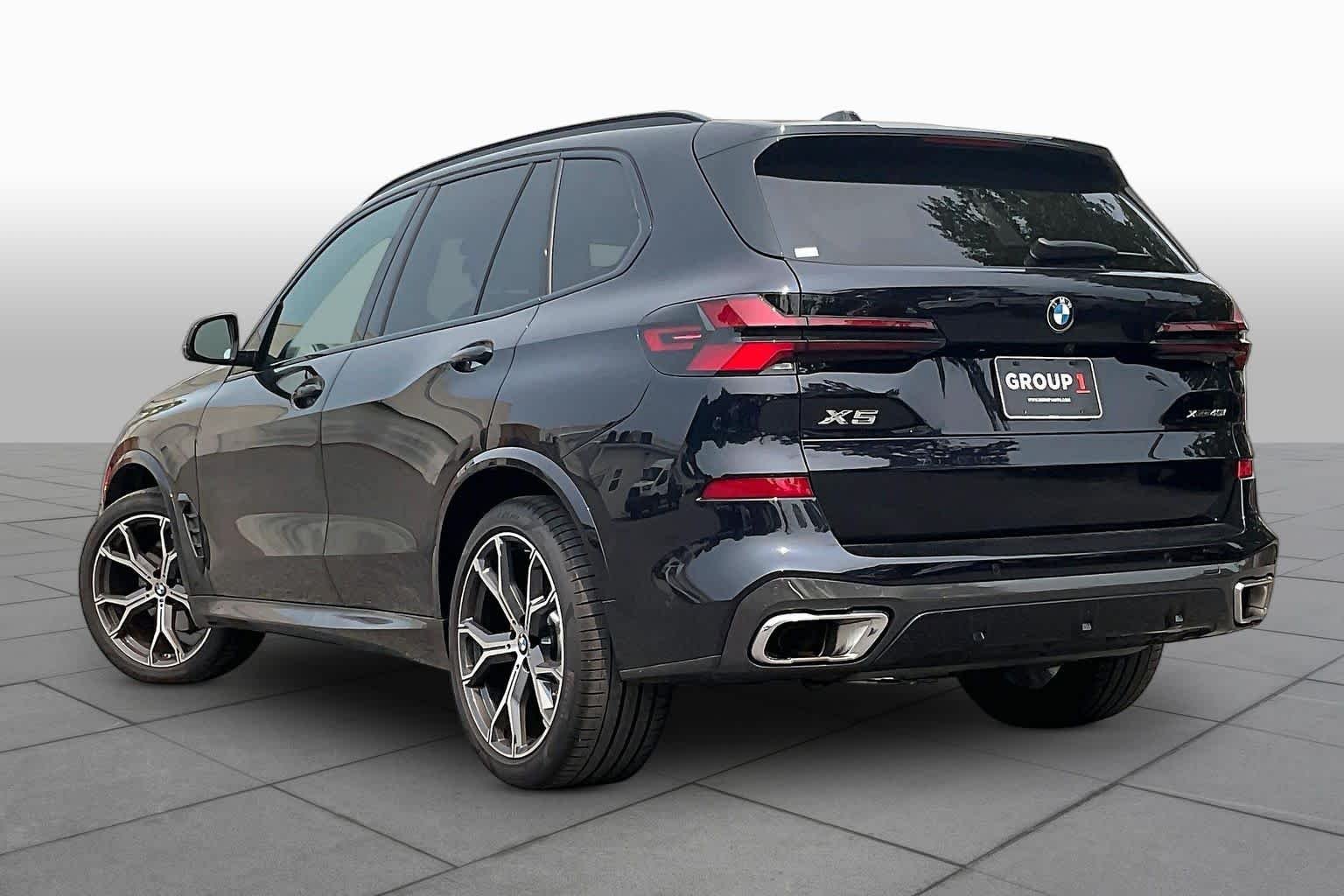 Used 2026 Carbon Black Metallic BMW xDrive40i image 11
