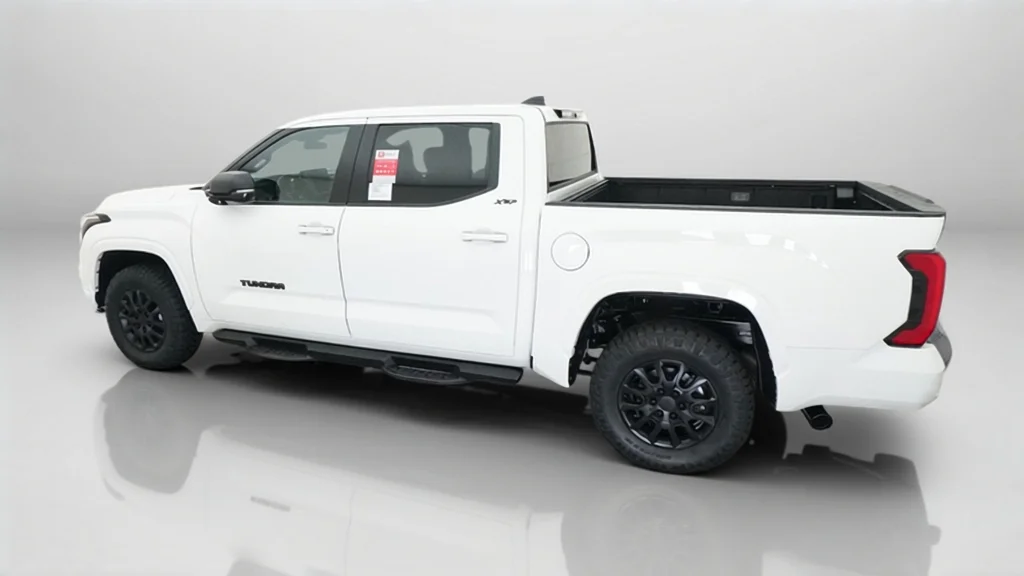 2026 Toyota Tundra SR5 - Photo 15