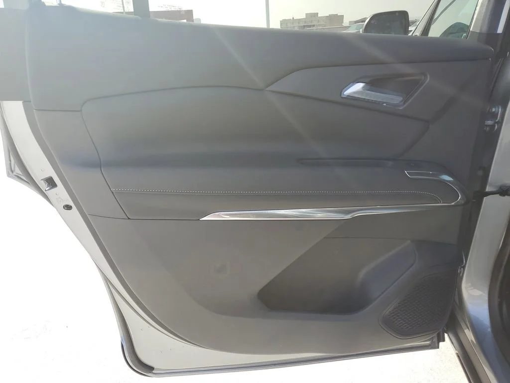 2026 Chevrolet Traverse LT - Photo 16