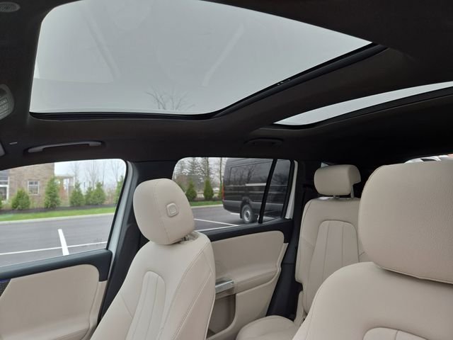 New 2026 Polar White Mercedes-Benz GLB250 image 26