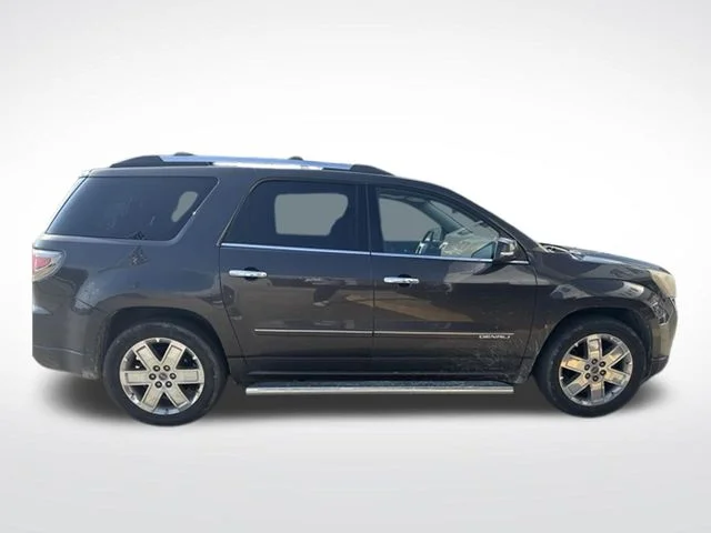 Used 2015 Silver GMC Denali image 10