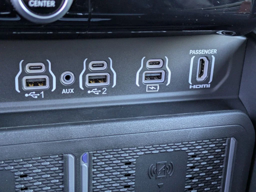 New 2026 Silver Zynith Exterior Paint RAM Laramie image 26