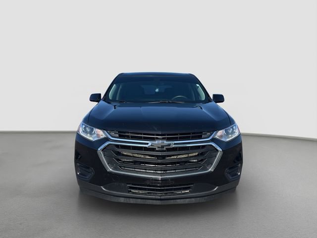 Used 2020 Chevrolet Traverse LS with VIN 1GNERFKW6LJ228882 for sale in Smithville, MO
