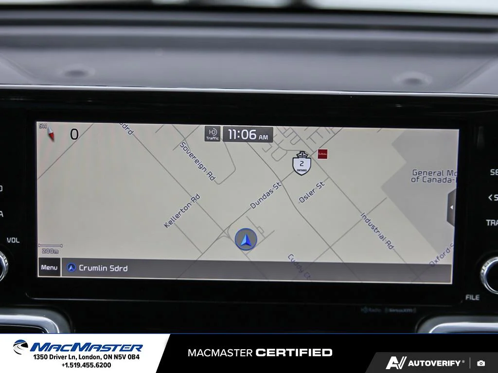 Used 2022  Kia  image 24
