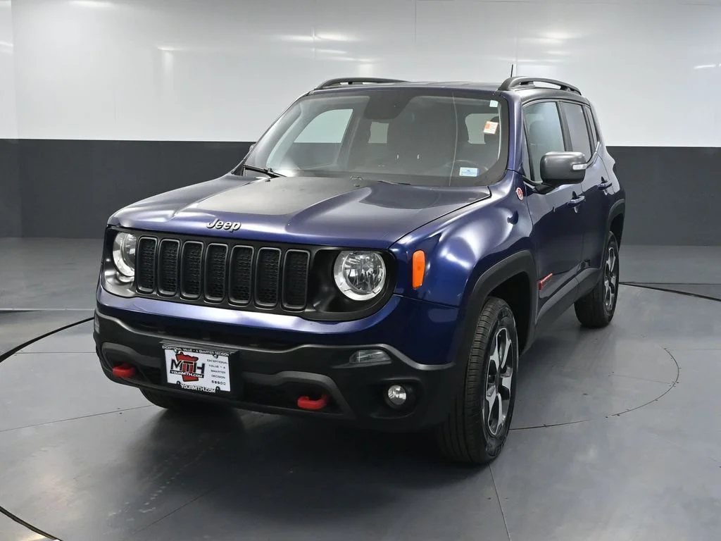Used 2020 Blue Jeep Trailhawk image 12