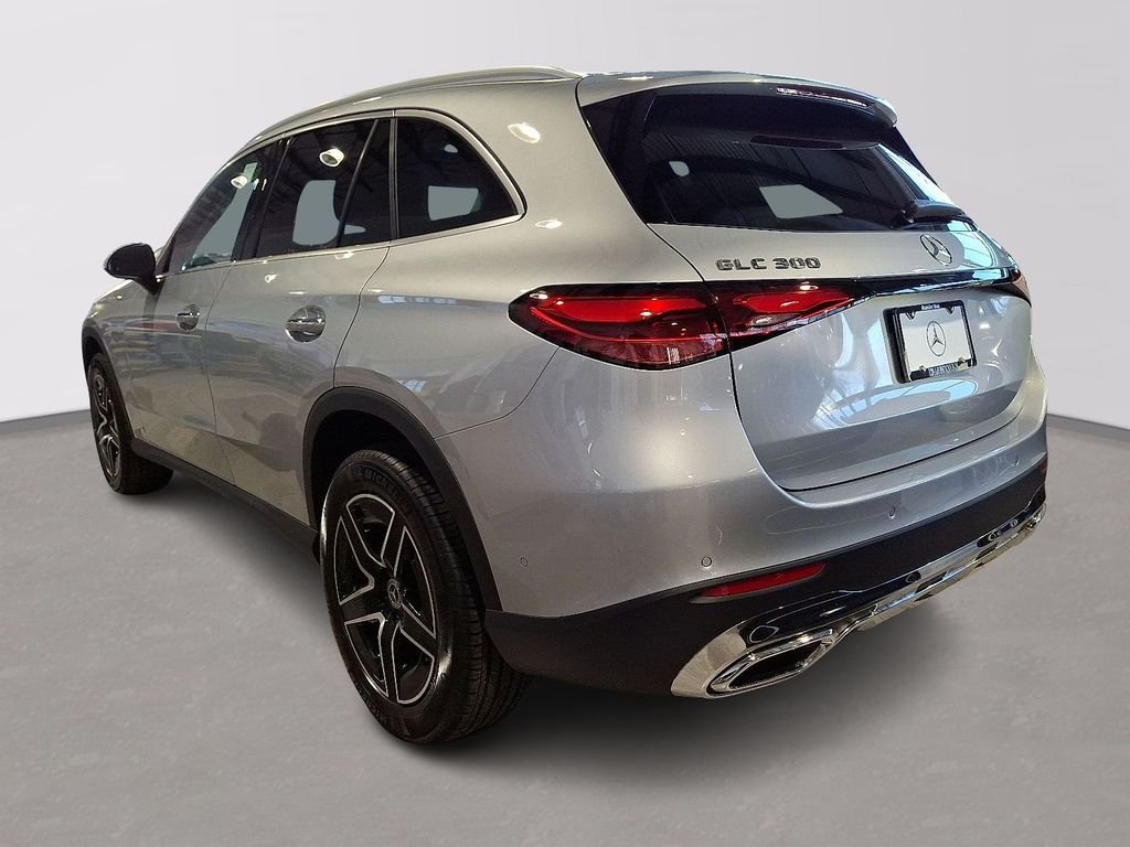 Used 2026 Cirrus Silver Metallic Mercedes-Benz GLC 300 image 4