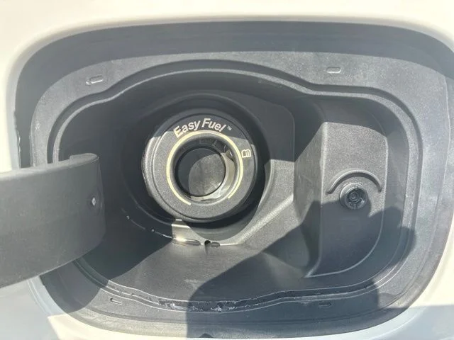New 2027 White Ford 4DR AWD TREMOR image 3