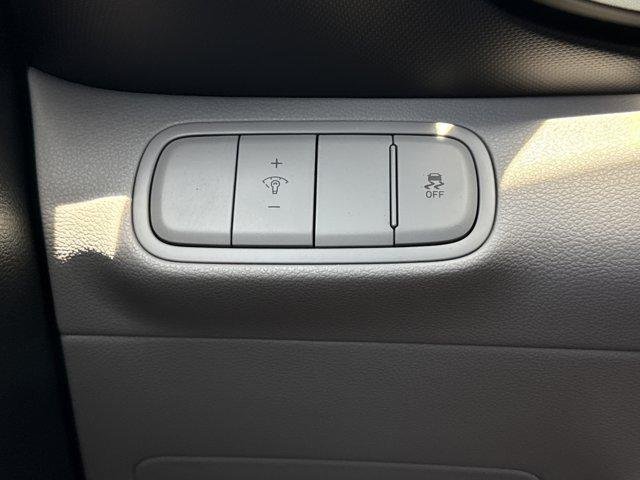 New 2026 Lunar White Hyundai SEL image 18