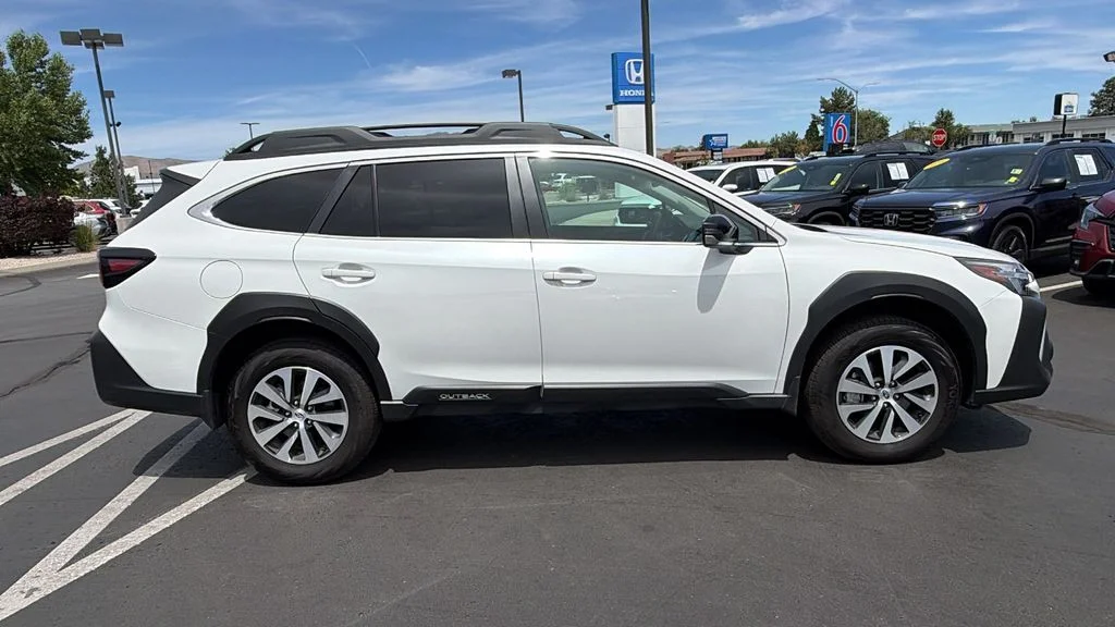 Used 2025 Crystal White Pearl Subaru Premium image 2