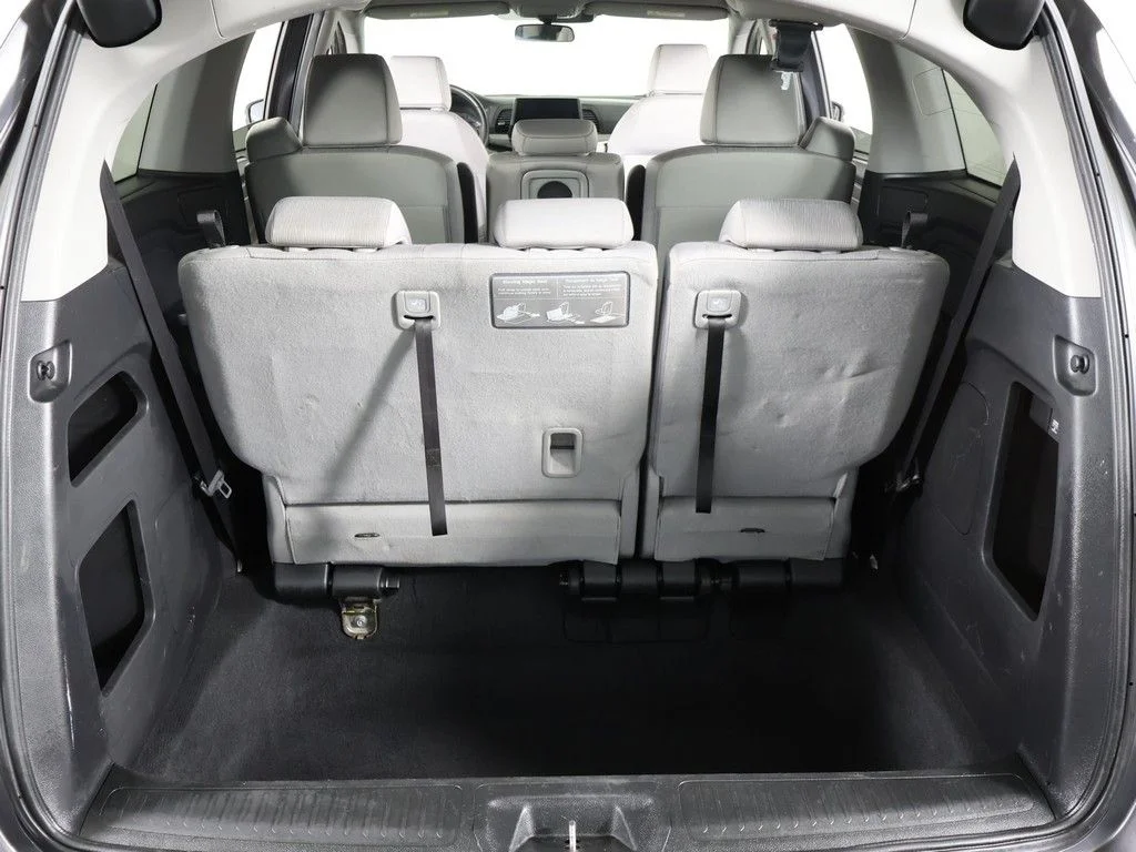 Used 2019 Modern Steel Metallic Honda EX image 20