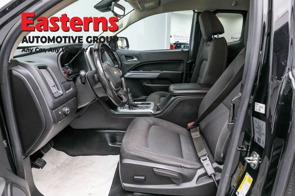 Used 2022 Black Chevrolet LT image 14