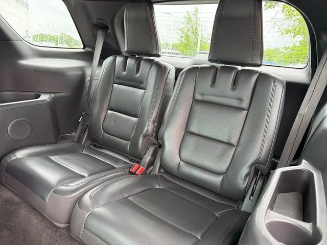 Used 2012 Black Ford XLT image 19