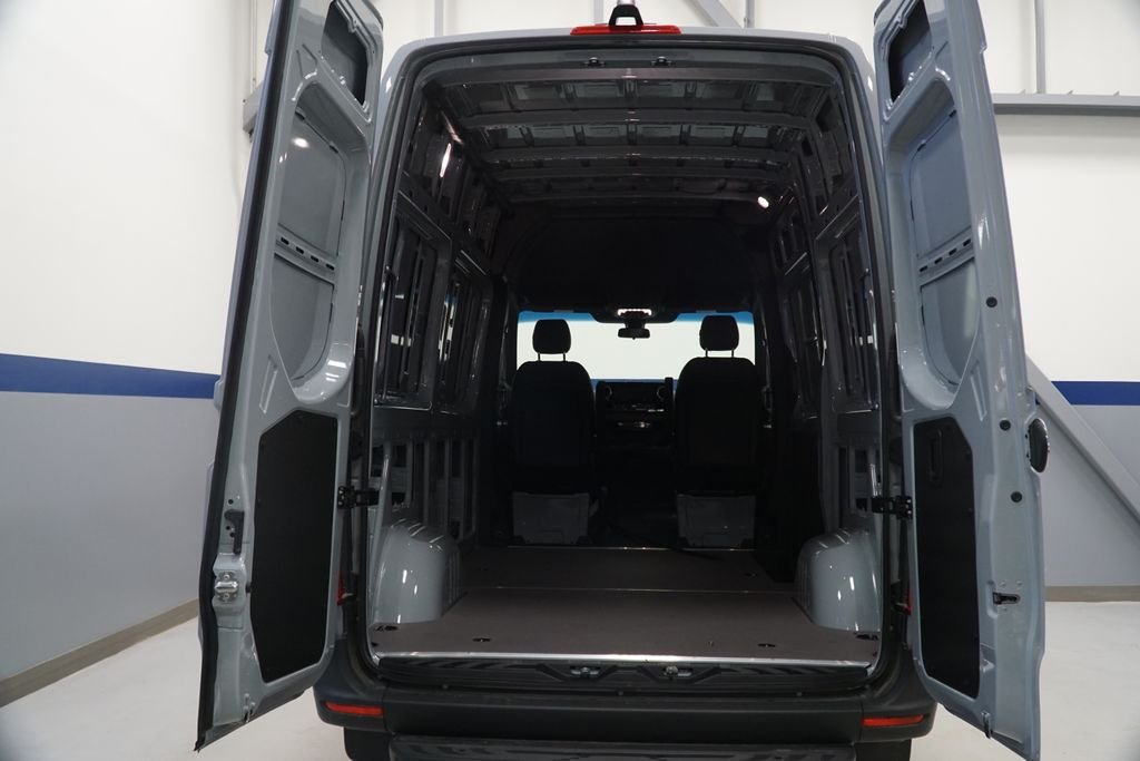 New 2025 Silver+Gray Mercedes-Benz Cargo 144 WB image 16