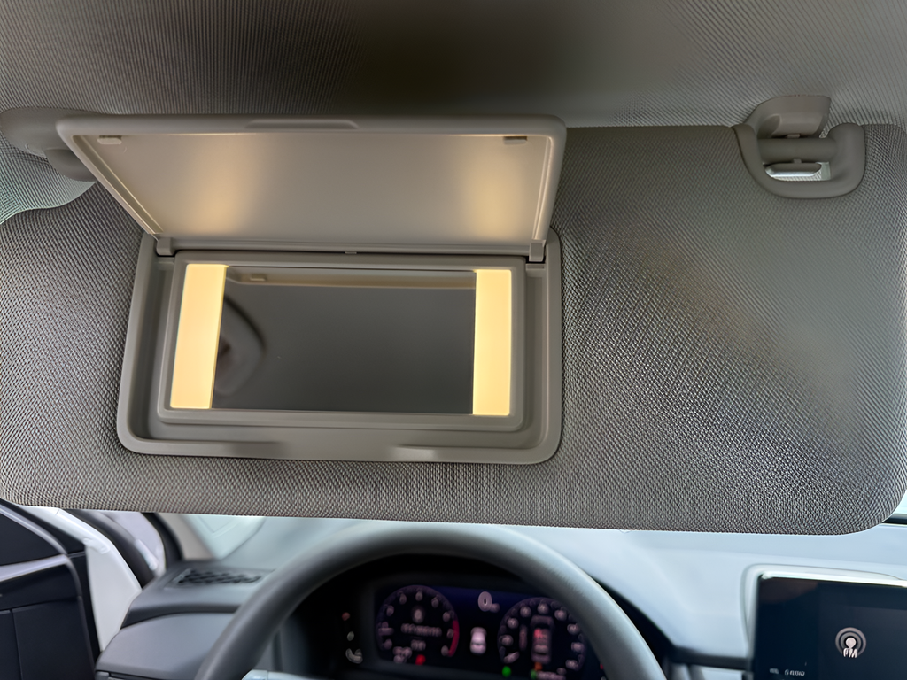 Used 2023 White Honda LX image 30
