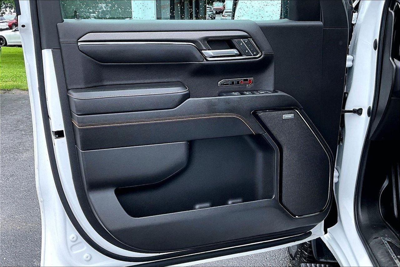 Used 2023 Summit White GMC AT4 image 23